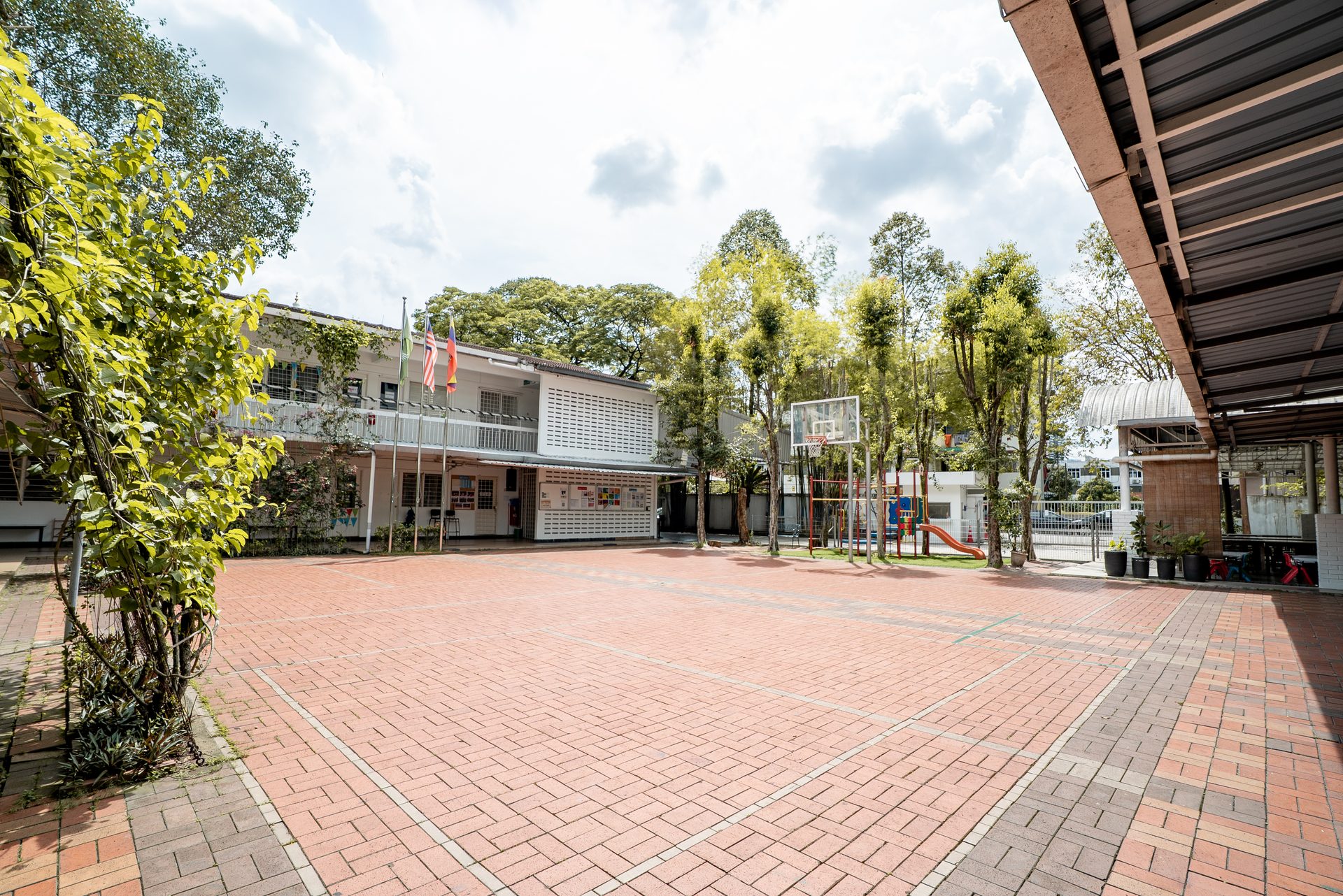 Primary Campus Courtyard