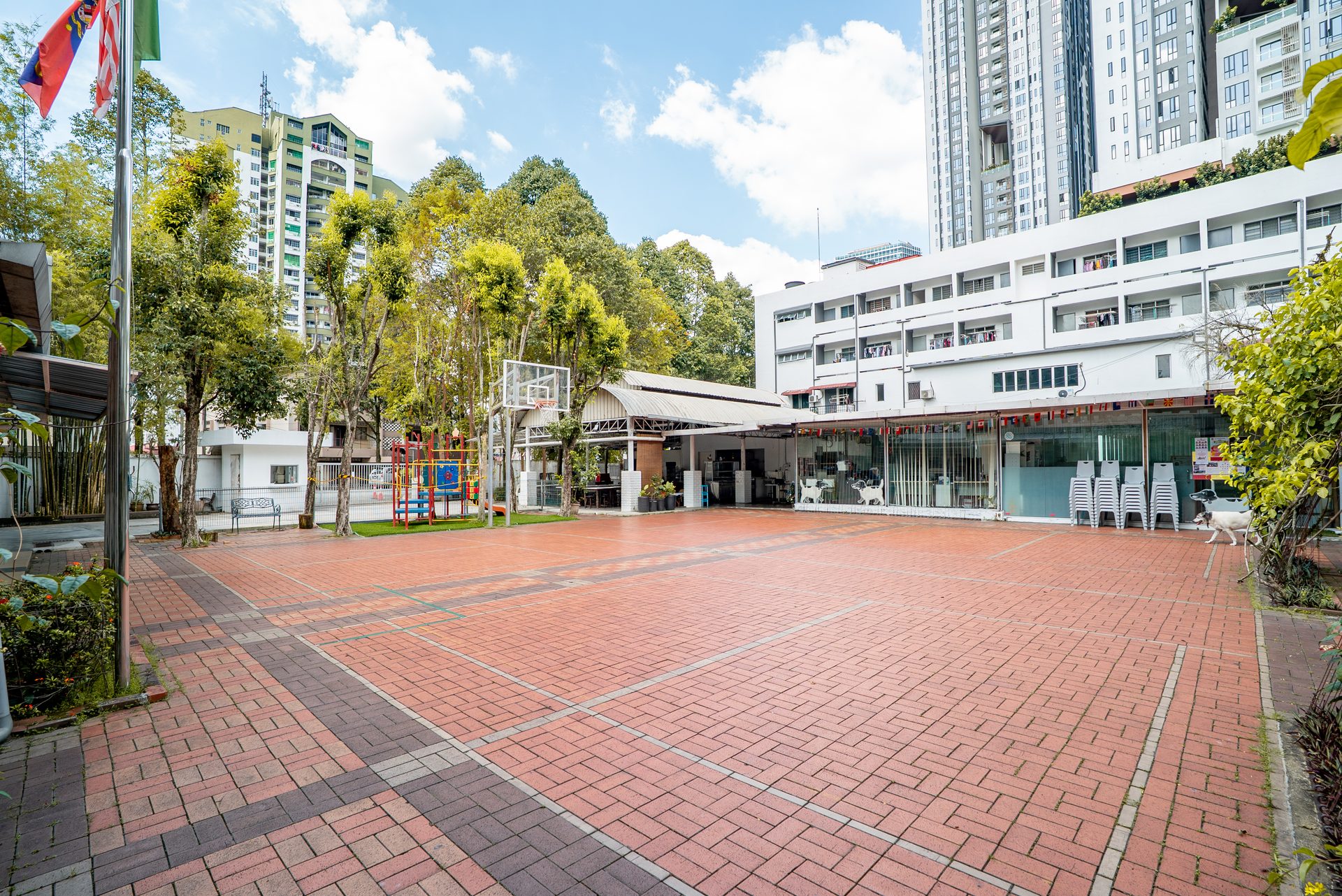 Primary Campus Courtyard